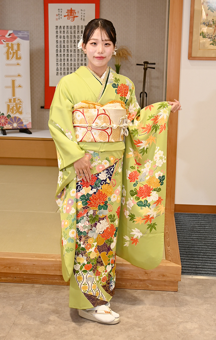 成人式の振袖・着物｜安城市の きもの和楽 かね宗｜着付・レンタル