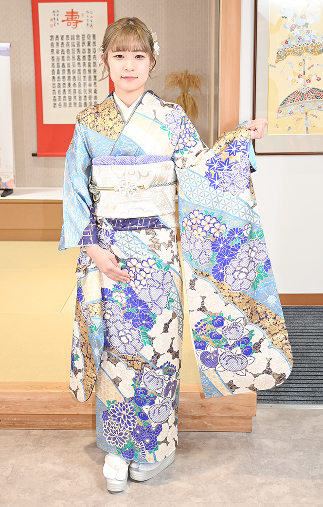 成人式の振袖・着物｜安城市の きもの和楽 かね宗｜着付・レンタル