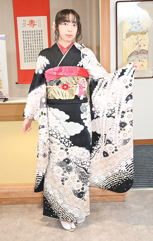 お客様の声2025_09|成人式の振袖・着物｜安城市の きもの和楽 かね宗｜着付・レンタル