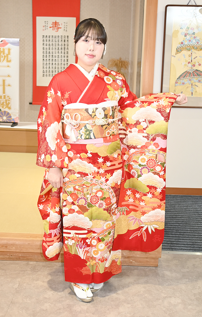 成人式の振袖・着物｜安城市の きもの和楽 かね宗｜着付・レンタル