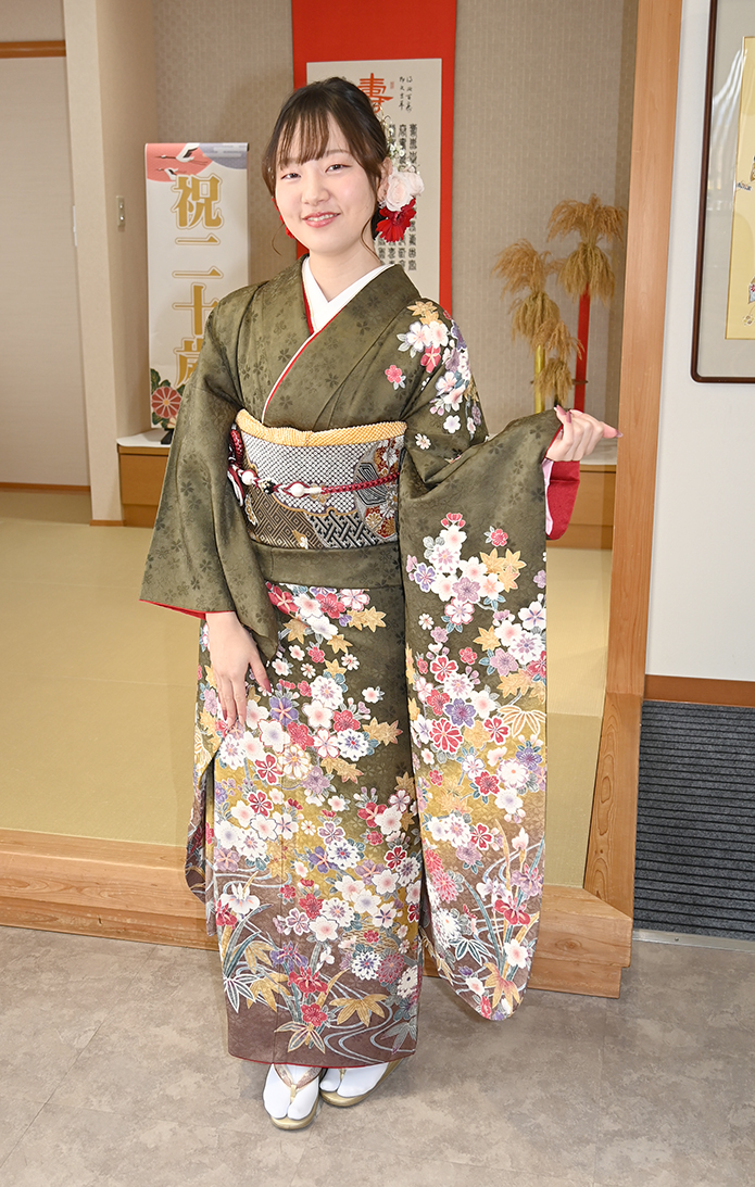 お客様の声2025_12|成人式の振袖・着物｜安城市の きもの和楽 かね宗｜着付・レンタル